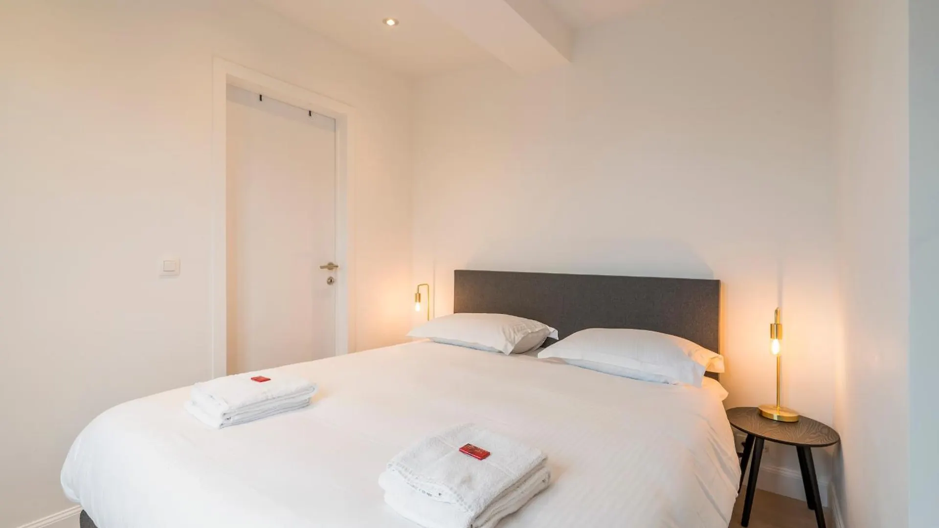 Prime Ghent Location, Stylish Duplex, 5Pax Lägenhet