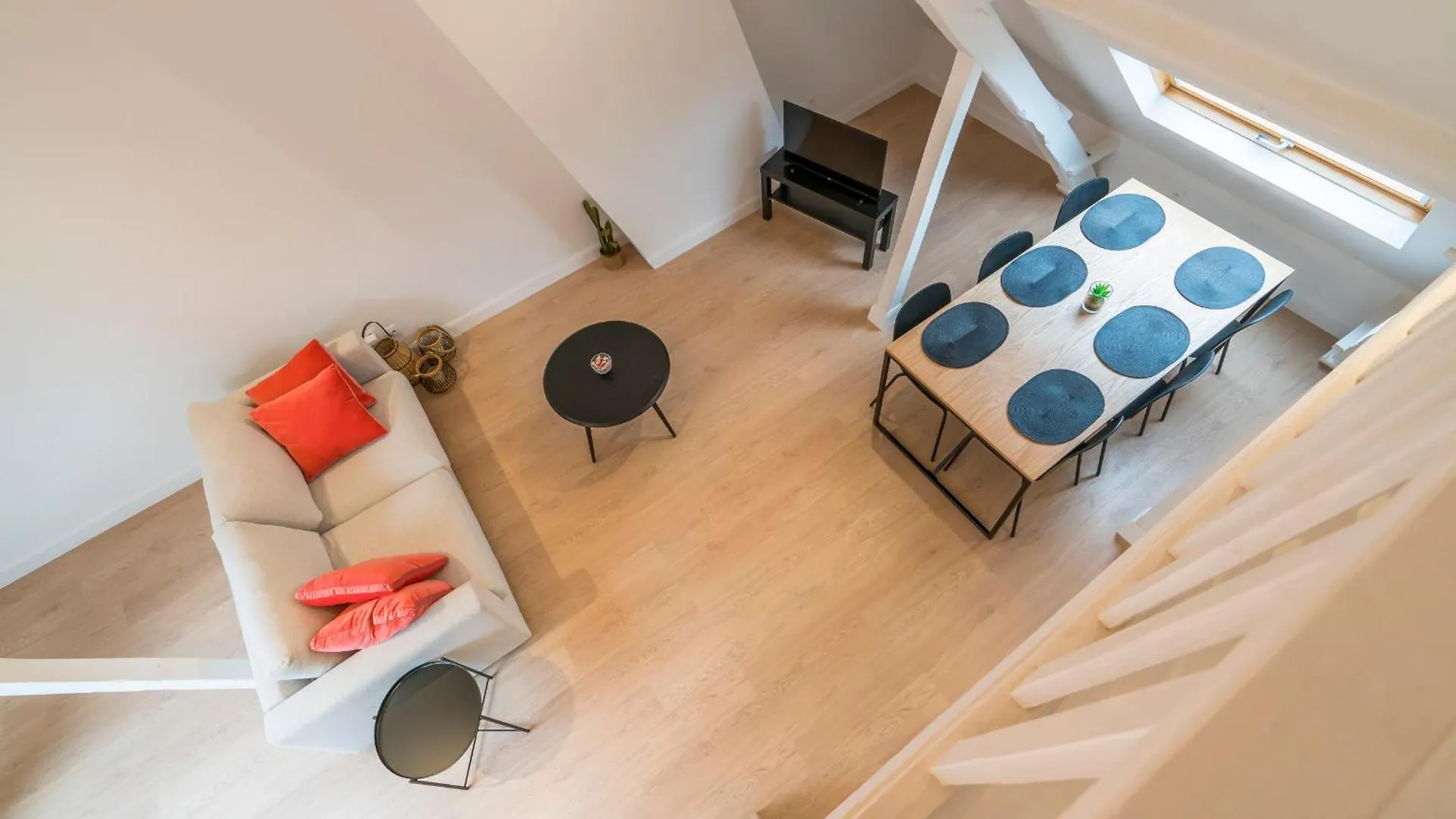 Prime Ghent Location, Stylish Duplex, 5Pax Lägenhet Belgien